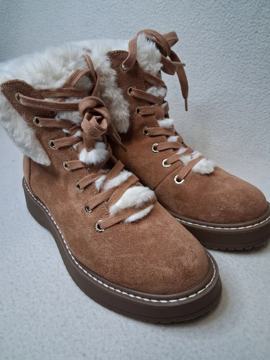 Women's Tan Faux-Suede Lace-Up Fur-Trim Ankle Boots - Picture 4 of 9